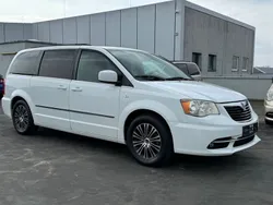 Weiß Gebraucht 2014 Lancia Voyager S Van / Kleinbus | 16.000 € (Guter Preis)