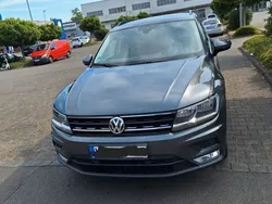Grau Gebraucht 2016 VW Tiguan Comfortline SUV | 17.500 € (Teuer)