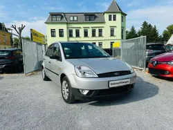 Silber Gebraucht 2002 Ford Fiesta Ambiente Kleinwagen | 2.001 € (Fairer Preis)