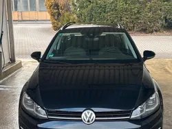 Schwarz Gebraucht 2019 VW Golf VII S Kombi | 13.500 € (Fairer Preis)