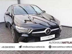Schwarz Gebraucht 2022 Mercedes CLA200 Progressive Limousine | 23.950 € (Guter Preis)