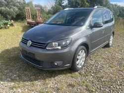 Braun Gebraucht 2013 VW Touran Life Van / Kleinbus | 4.700 € (Superpreis)