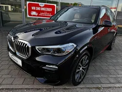 Schwarz Gebraucht 2021 BMW X5 M Sport SUV | 58.800 € (Etwas zu teuer)