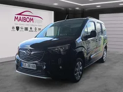 Lackierung schwarz perla nera/ Gebraucht 2024 Opel Combo Life Van / Kleinbus | 24.450 € (Guter Preis)