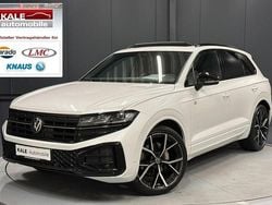 Oryxweiß perlmutteffekt Gebraucht 2025 VW Touareg Style SUV | 73.970 € (Superpreis)