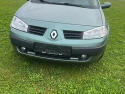 Grün Gebraucht 2005 Renault Mégane II Limousine | 2.800 € (Fairer Preis)
