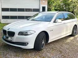 Weiß Gebraucht 2012 BMW 535 Sport Line Kombi | 12.000 € (Guter Preis)