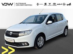 Weiß Gebraucht 2017 Dacia Sandero Lauréate Kleinwagen | 6.990 € (Etwas zu teuer)