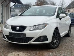 Weiß Gebraucht 2012 Seat Ibiza ST Ecomotive Kombi | 3.999 € (Guter Preis)