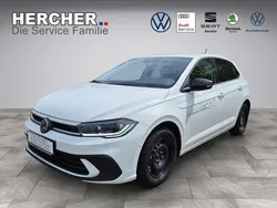 Weiß Gebraucht 2024 VW Polo Move Limousine | 23.980 € (Fairer Preis)