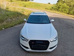 Weiß Gebraucht 2013 Audi S6 Ambiente Kombi | 39.990 €
