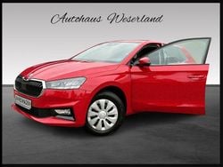 Rot Gebraucht 2024 Skoda Fabia Selection Kleinwagen | 17.290 € (Guter Preis)