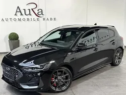 Obsidianschwarz Gebraucht 2023 Ford Focus ST Limousine | 32.749 € (Fairer Preis)