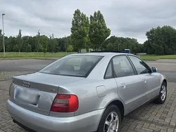 Silber Gebraucht 1998 Audi A4 Limousine | 1.599 € (Fairer Preis)