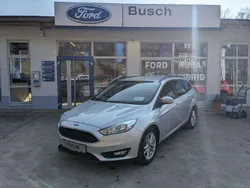 Polarsilber metallic Gebraucht 2015 Ford Focus Trend Kombi | 10.250 € (Teuer)