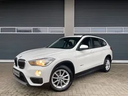 Weiß Gebraucht 2017 BMW X1 Sport Line SUV | 10.500 €