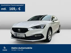 Weiß Gebraucht 2022 Seat Leon Style Limousine | 17.440 € (Etwas zu teuer)