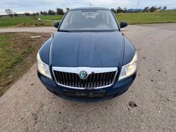 Blau Gebraucht 2011 Skoda Octavia Tour Kombi | 4.000 € (Guter Preis)