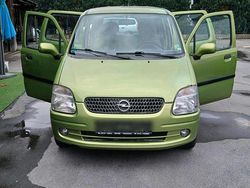 Grün Gebraucht 2001 Opel Agila Kleinwagen | 1.650 € (Etwas zu teuer)