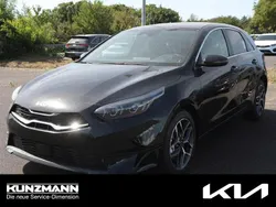 Zilinaschwarz metallic Neu 2025 Kia Ceed Limousine | 27.549 € (Fairer Preis)