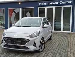 Grau Gebraucht 2024 Hyundai i10 Comfort Kleinwagen | 14.990 €