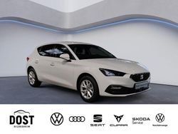 Weiß Neu 2025 Seat Leon Limousine | 32.990 € (Etwas zu teuer)