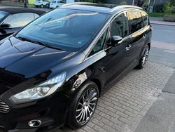 Schwarz Gebraucht 2017 Ford S-MAX S Van / Kleinbus | 12.500 € (Teuer)