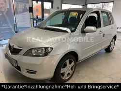 Moondust silver Gebraucht 2005 Mazda 2 Limousine | 3.900 € (Teuer)