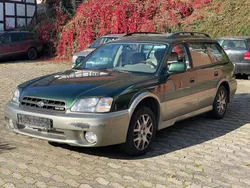 Grün Gebraucht 2001 Subaru Outback SUV | 999 €