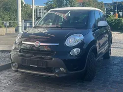 Schwarz Gebraucht 2017 Fiat 500L Trekking Van / Kleinbus | 8.500 € (Fairer Preis)