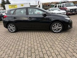 Schwarz Gebraucht 2013 Toyota Auris Hybrid Life Limousine | 6.899 € (Fairer Preis)