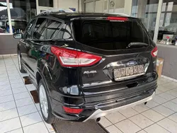 Schwarz Gebraucht 2014 Ford Kuga Individual SUV | 9.100 € (Guter Preis)