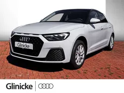 Gletscherweiß metallic Neu 2024 Audi A1 Kleinwagen | 27.930 € (Superpreis)