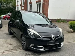 Schwarz Gebraucht 2013 Renault Scénic III Bose Edition Van / Kleinbus | 3.999 € (Guter Preis)