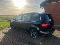 Schwarz Gebraucht 2015 Seat Alhambra Ecomotive Van / Kleinbus | 12.999 € (Fairer Preis)