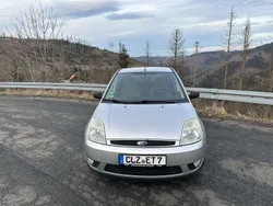 Grau Gebraucht 2002 Ford Fiesta Ghia Kleinwagen | 1.000 € (Fairer Preis)