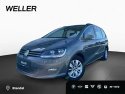 Grau Gebraucht 2022 VW Sharan Comfortline Van / Kleinbus | 25.450 € (Guter Preis)