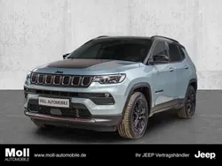 Steel blue pearl coat Gebraucht 2022 Jeep Compass Limited SUV | 32.480 € (Etwas zu teuer)