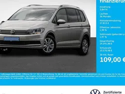 Ivory silver metallic Gebraucht 2024 VW Touran Comfortline Van / Kleinbus | 31.662 € (Guter Preis)