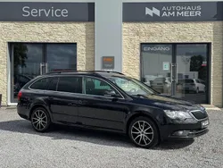 Schwarz Gebraucht 2014 Skoda Superb Ambition Kombi | 7.999 € (Fairer Preis)