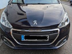 Blau Gebraucht 2018 Peugeot 208 Active Kleinwagen | 7.700 € (Fairer Preis)