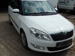 Weiß Gebraucht 2010 Skoda Fabia Kombi | 2.800 € (Fairer Preis)