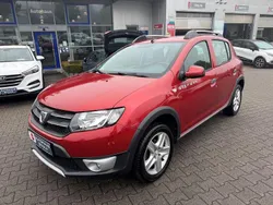 Feuerrot Gebraucht 2015 Dacia Sandero Prestige Kleinwagen | 7.900 € (Fairer Preis)
