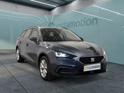 Grau Gebraucht 2024 Seat Leon ST Style Kombi | 22.990 € (Guter Preis)
