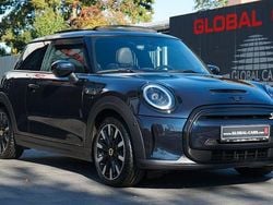 Schwarz Gebraucht 2022 Mini Cooper SE Kleinwagen | 18.885 € (Etwas zu teuer)