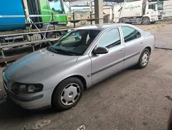 Silber Gebraucht 2001 Volvo S60 Limousine | 1.500 € (Fairer Preis)