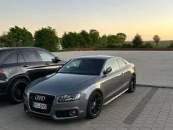 Grau Gebraucht 2011 Audi A5 S-Line Coupé | 12.000 € (Fairer Preis)