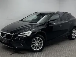 Black solid stone Gebraucht 2016 Volvo V40 CC Summum Kombi | 14.400 € (Fairer Preis)