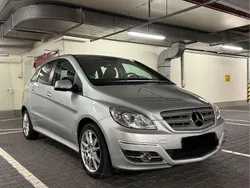 Silber Gebraucht 2011 Mercedes B160 Sport Van / Kleinbus | 7.990 € (Fairer Preis)