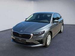 Graphite grau metallic Gebraucht 2024 Skoda Scala Essence Kleinwagen | 18.590 € (Guter Preis)